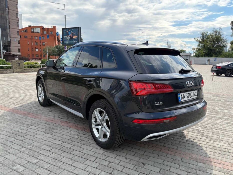 AUDI Q5 2017 2.0 S-tronic
