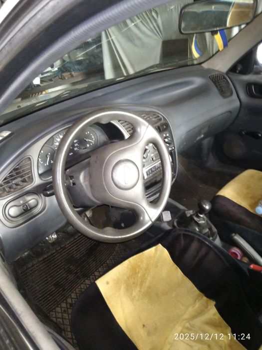 Пропоную до продажу легковий автомобіль.