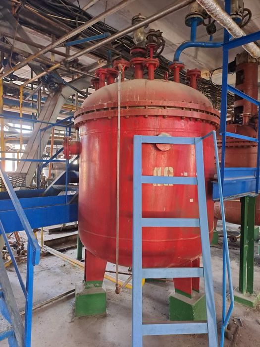 Реактор нержавіючий 10м3,3.2м3,2м3. Збірник нж 3,2м3