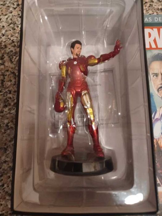 Figura Marvel Iron Man  ,  na caixa