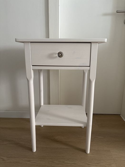 Mesa cabeceira Ikea
