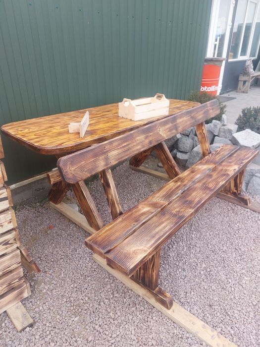 Садові меблі з дерева