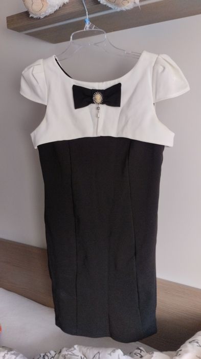 elegancka sukienka