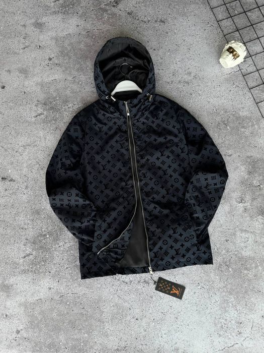 Louis Vuitton — чоловіча вітровка преміум якості