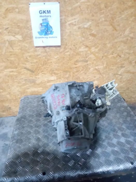 Caixa de velocidades Peugeot 207 1.6i 16V THP- 20DP32
