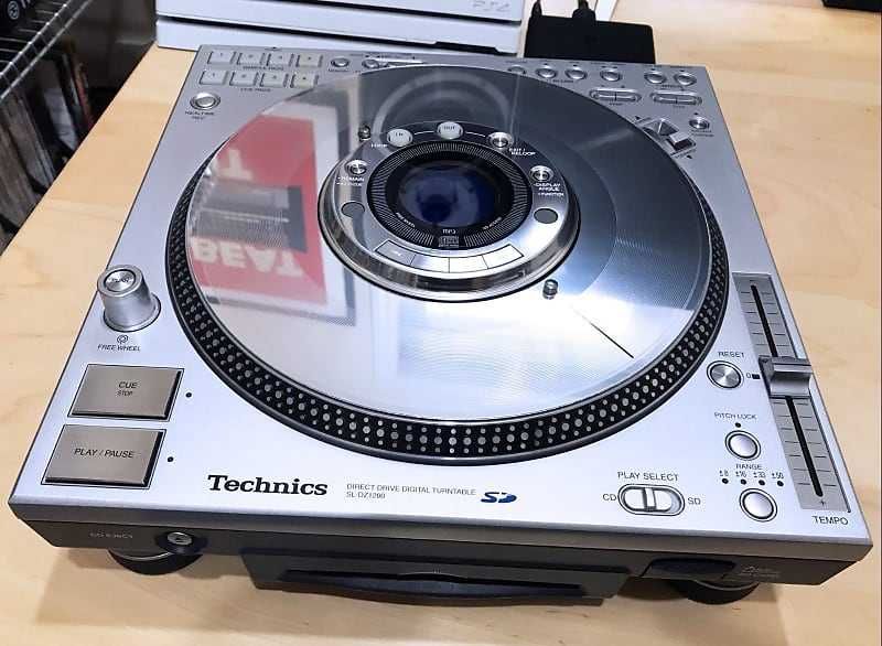 Pack DJ Completo — 2× Technics SL-DZ1200 + Mesa Vestax VMC-004