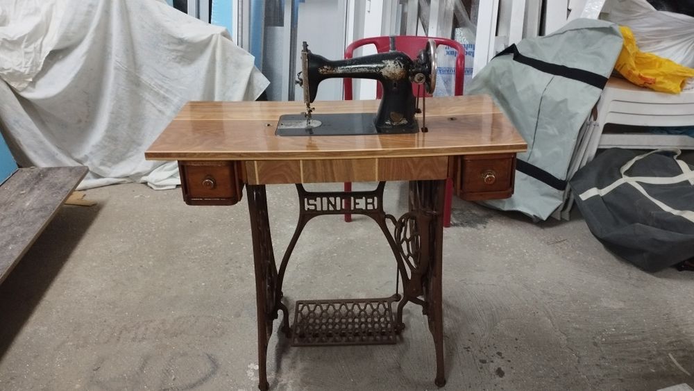 Máquina de costura Singer
