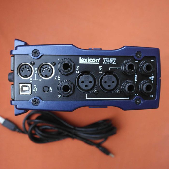 Внешняя USB звуковая карта LEXICON LAMBDA