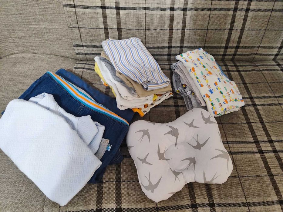 Пакунок дитячих речей від 0 до 3/4 міс