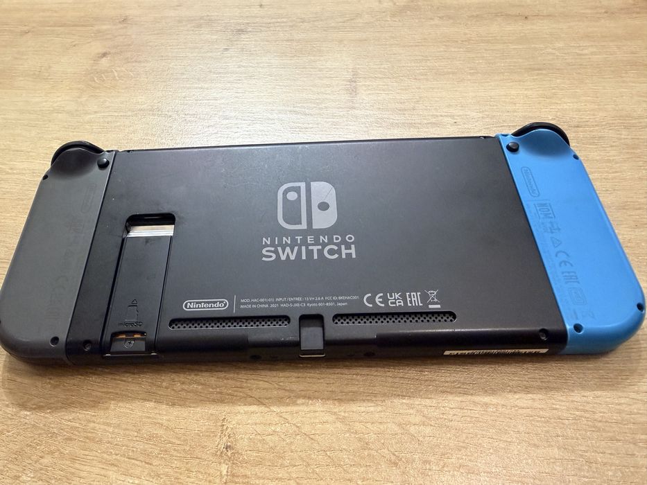 Nintendo Switch V2 Super Stan  Szkło, Etui 2 joycon, stacja komplet