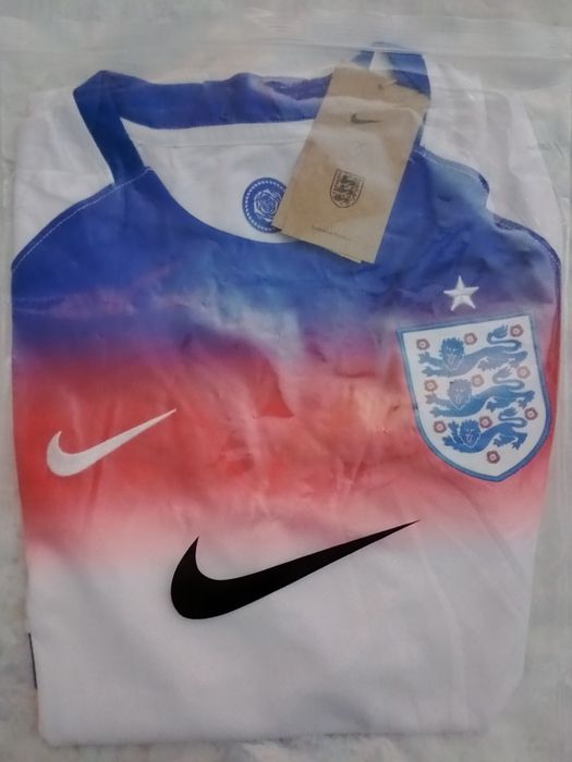 Camisola Oficial Inglaterra 2025/26