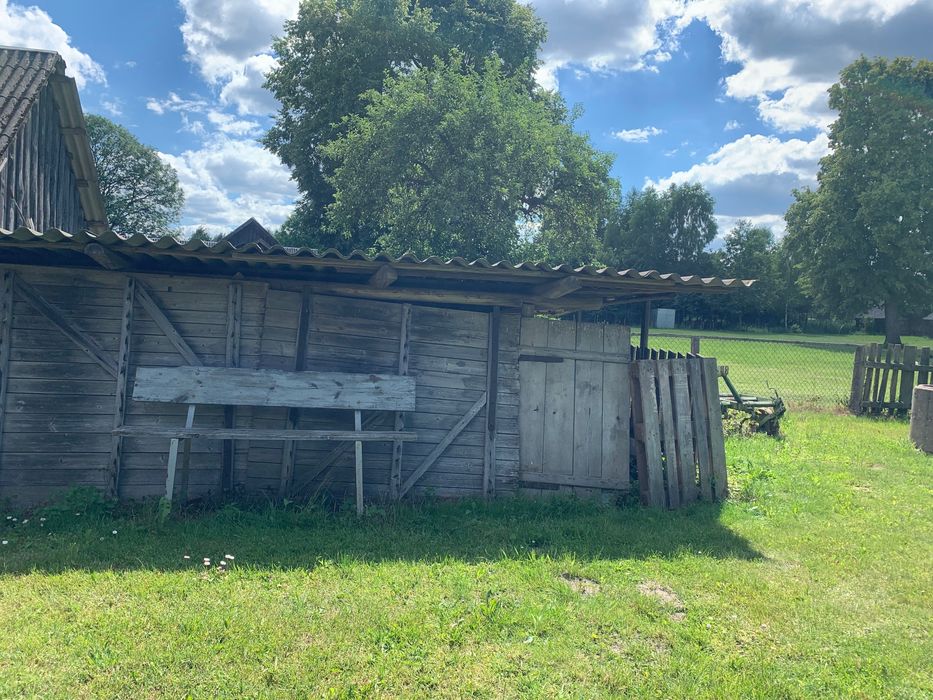 Sprzedam stare drewno po rozbiórce stodoły