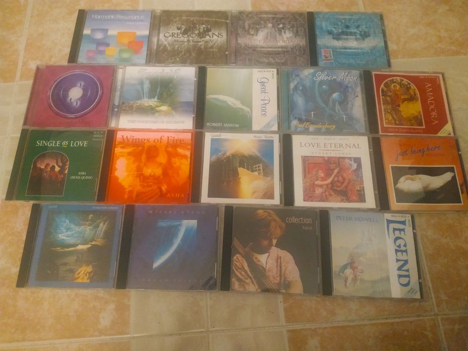 Vários CD Electrónica World New Age Oriental Africana Celta Yoga Reiki