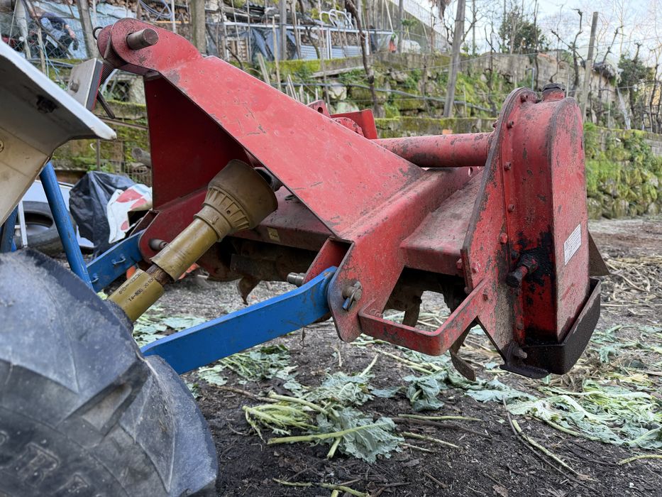 Trator Ford 1220 (com Matricula)