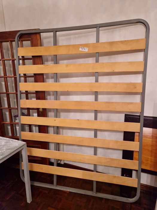 Quarto completo em.madeira maciça