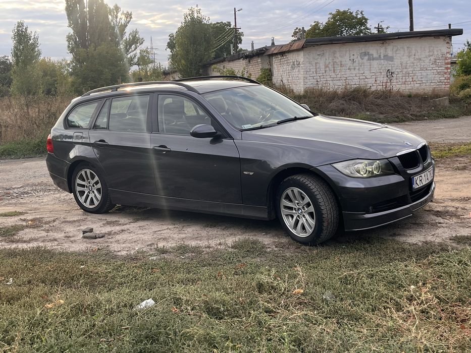 BMW E91 на повному ходу