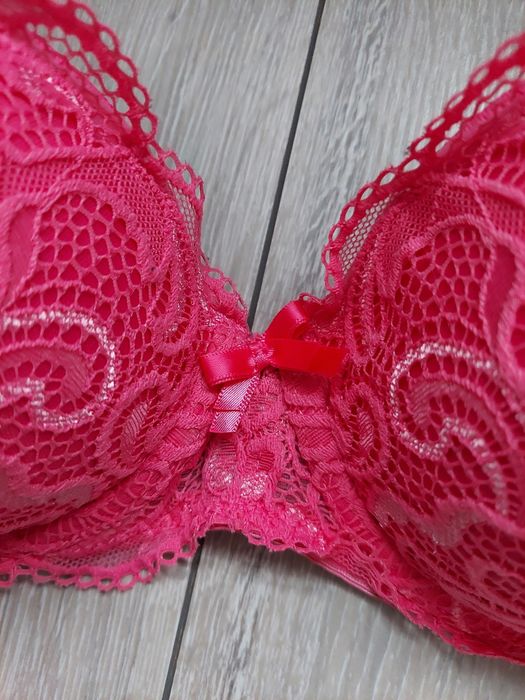 Piękny sexy seksowny stanik biustonosz koronka koronki 80B