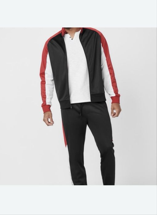 Чоловічий костюм Guess