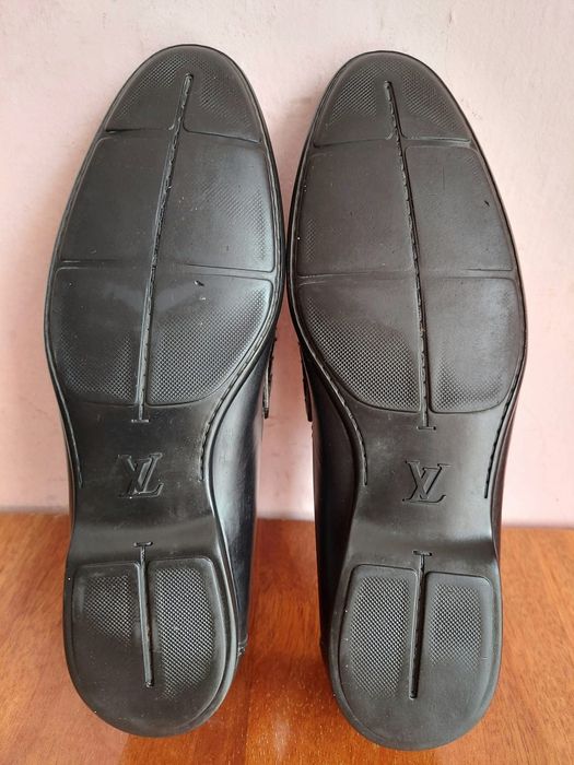 Макасини Louis Vuitton оригінал



Розмір по бірці: 8 

Замір по стел