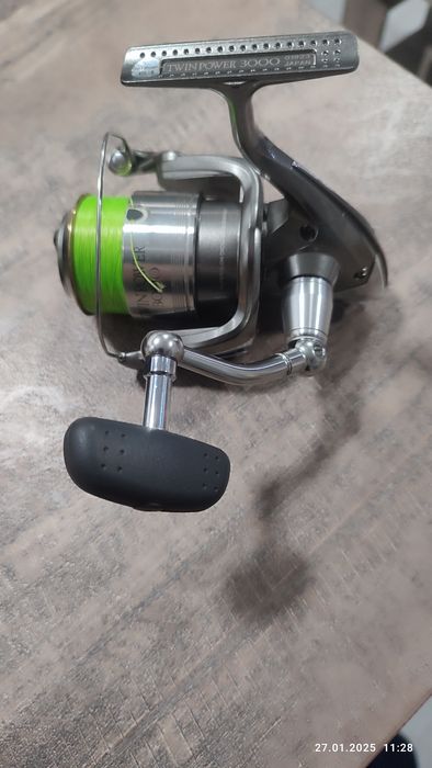 Продам катушку Шимано Твин павер