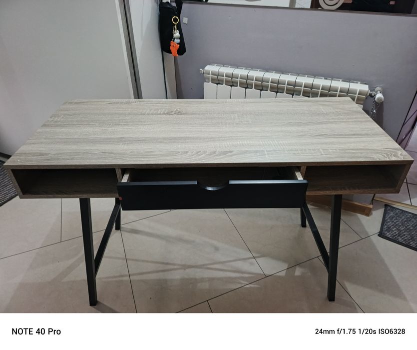 Biurko młodzieżowe