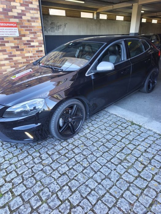 Volvo V40 R Design 2015