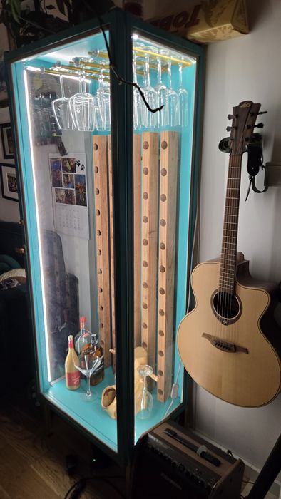 Wyjątkowa witryna na wino jedyna taka