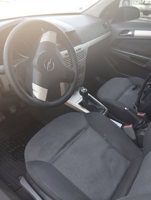 Продам авто автомобіль Opel Astra H 1.6 газбенз 2007 Універсал