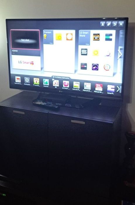 Pack LG Completo 42'' Smart TV 3D + Blu-ray + 4 Óculos 3D – Imaculado