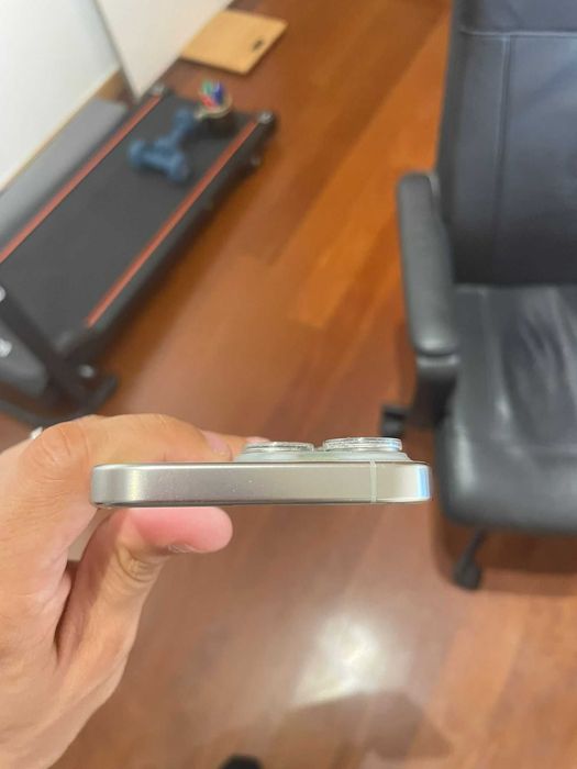 Iphone 16 pro usado 128gb