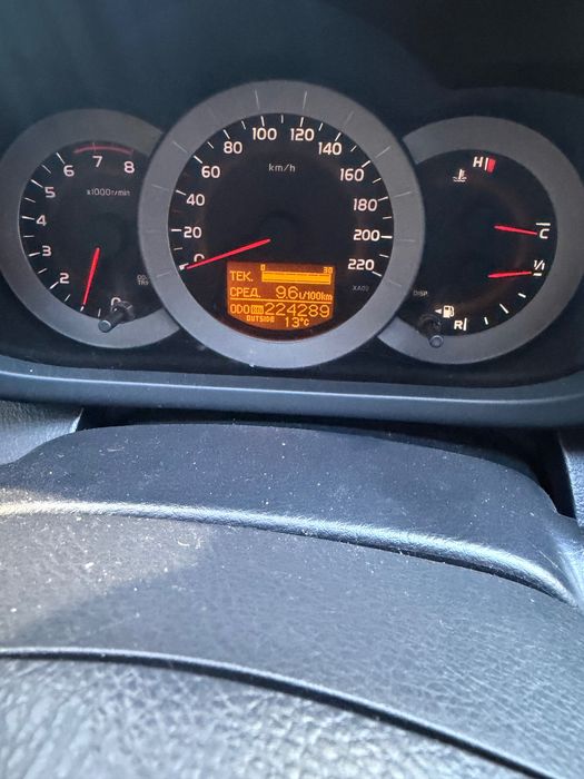 Toyota RAV4 2007 року