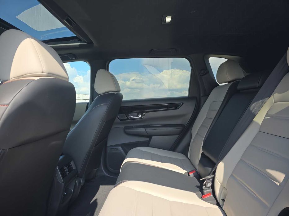 Honda CR-V Hybrid Sport Touring      2023