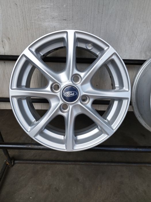 Felgi 15" 4x108 Et 45 6j Ford