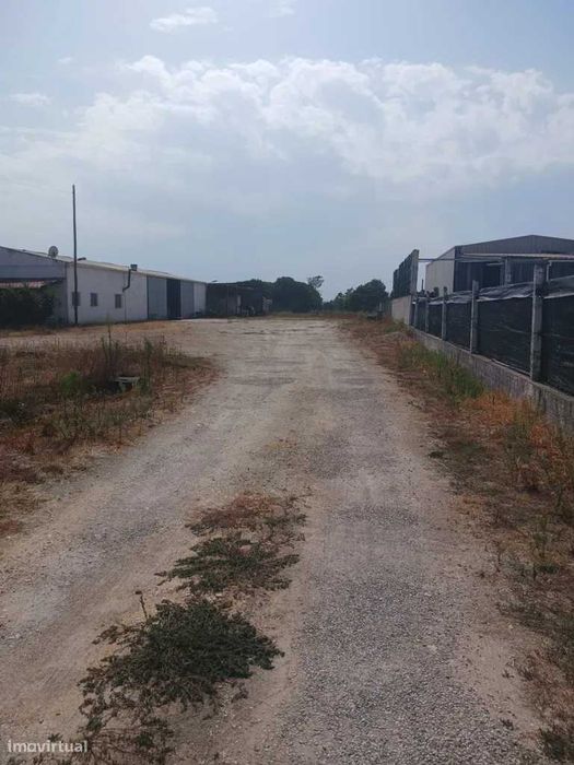 Terreno misto com excelente viabilidade de construção – Pinhal Novo