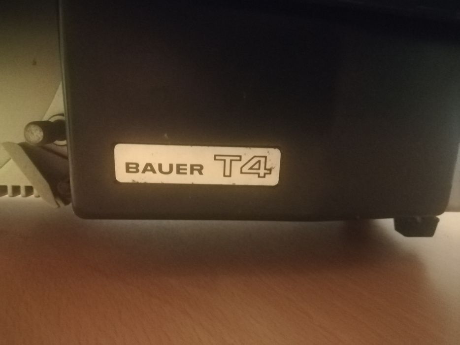 Projector Bauer T4 de 8mm