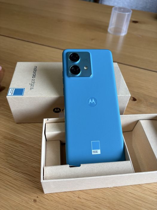 Sprzedam motorole edge 40 neo