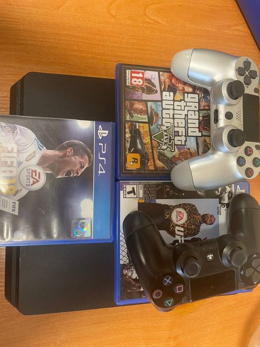 Playstation 4 Slim 1 Tb