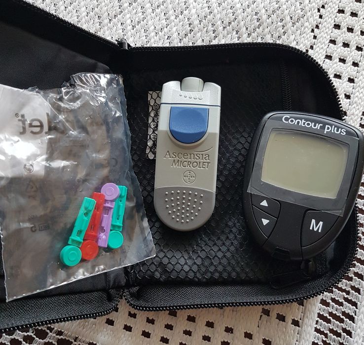 Glukometr contour plus