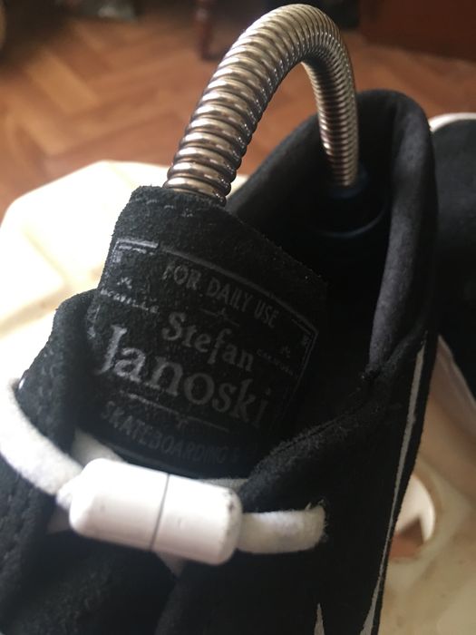 Кросівки замшеві nike 40 розмір