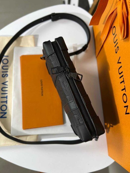 Кросс боди Louis Vuitton плечевая сумка LV мессенджер Луи Виттон c830