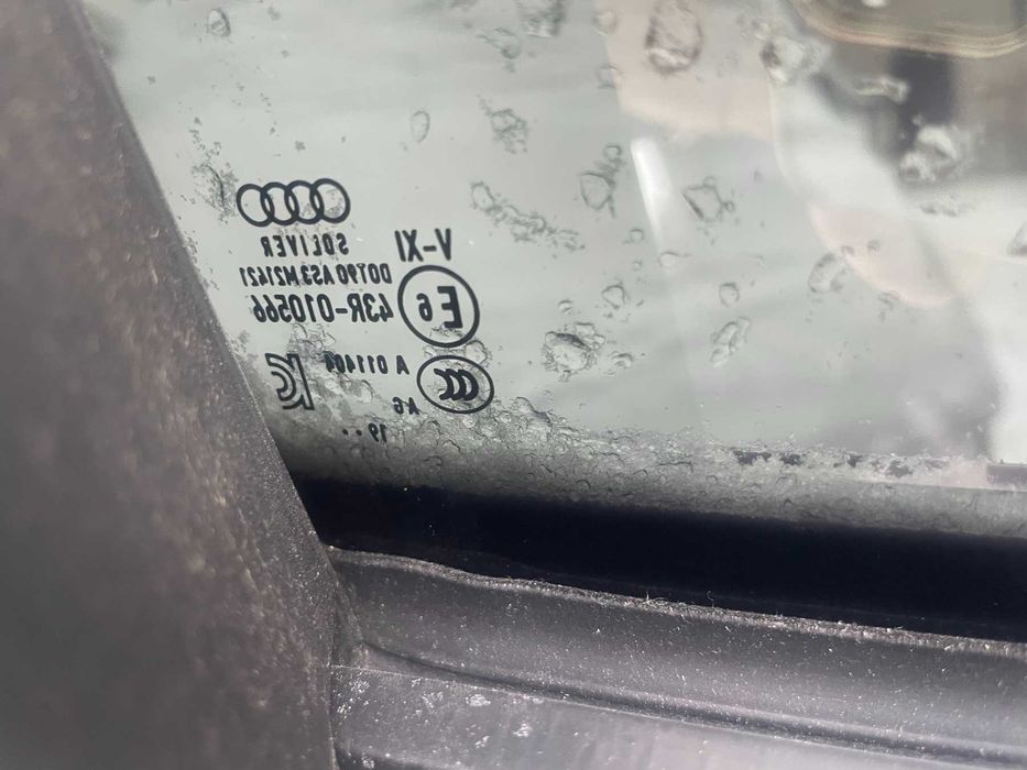Двойное стекло левое задней двери Audi Q7 4m 4M0845025D форточка левая боковое правое крыло
