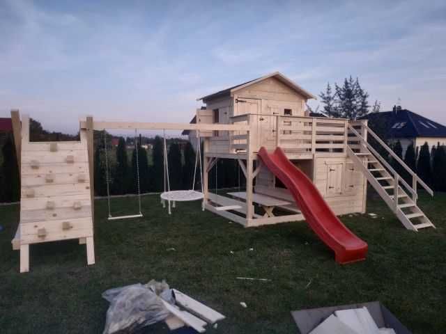 plac zabaw , huśtawka, domek dla dzieci