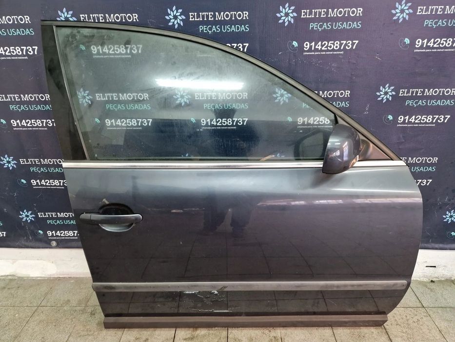 Porta usada VW PASSAT B5.5 direita frontal traseira VOLKSWAGEN