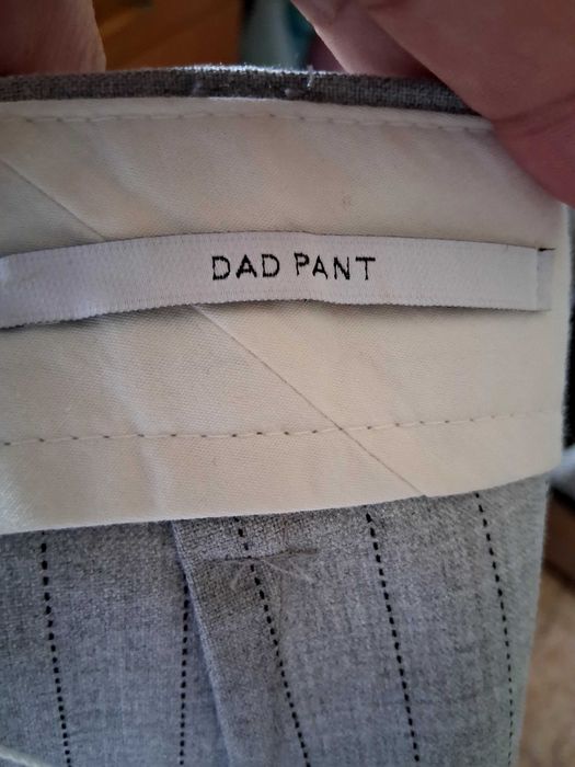 Calça Breskha,com camisola Mango.