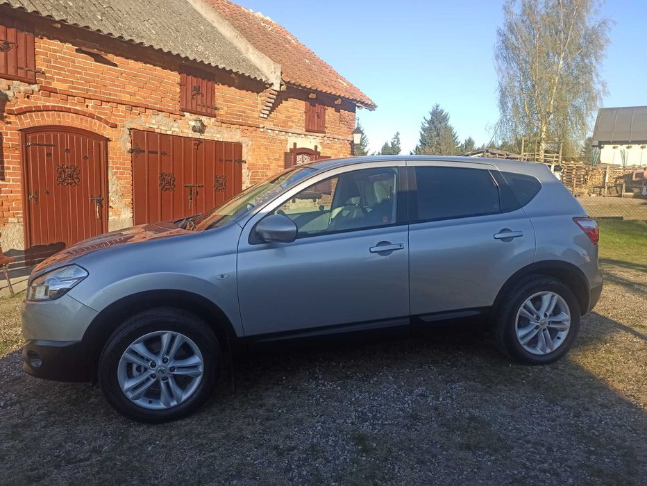 Nissan Qashqai  j10