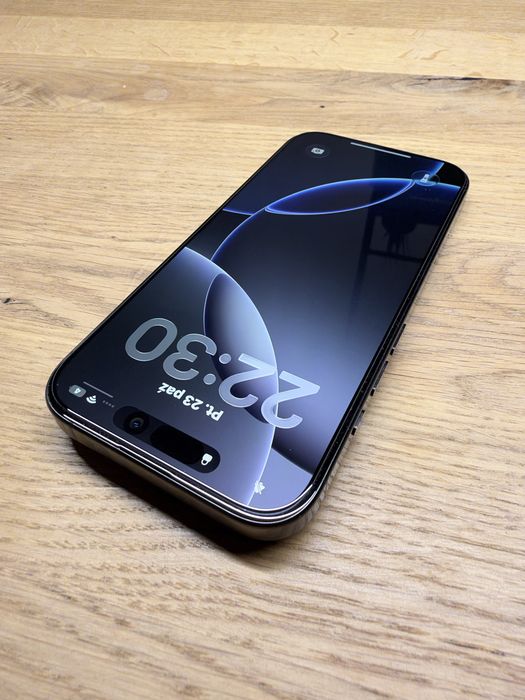 Iphoen apple 16pro 256GB czarny