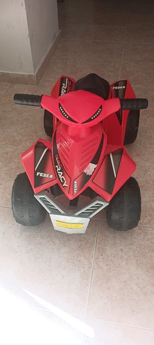 Mota de criança a bateria
