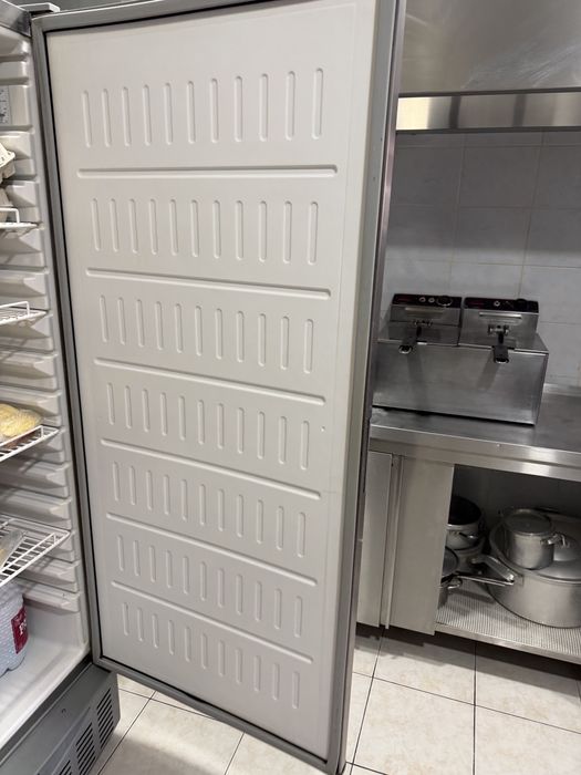 Armário Frigorífico Industrial em Inox – Profissional