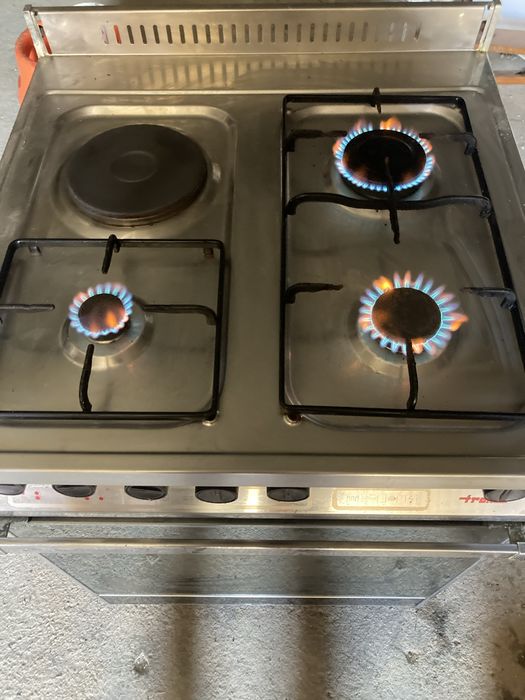 Fogão Troia  a gaz com Grill 1 bico eletrico 3 bicos a gaz
