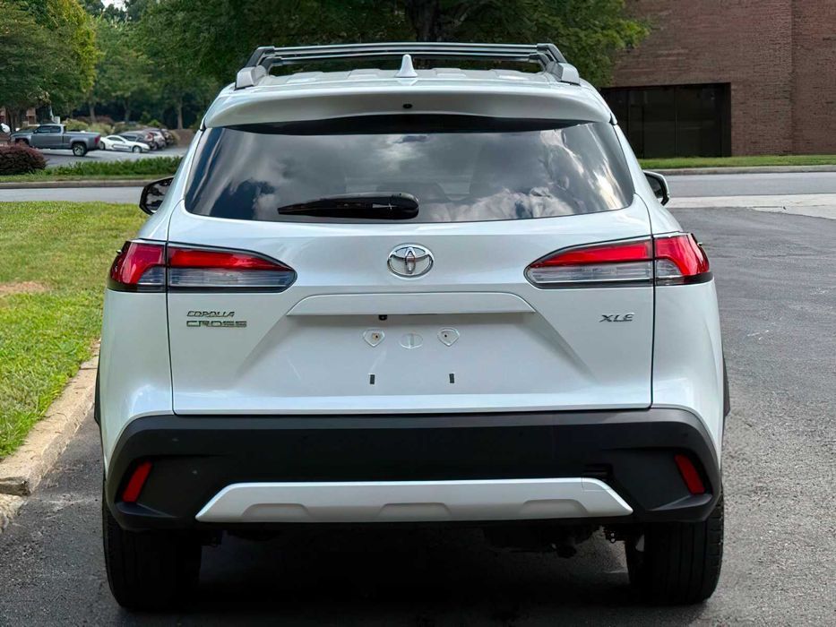 Toyota Corolla Cross XLE      2022